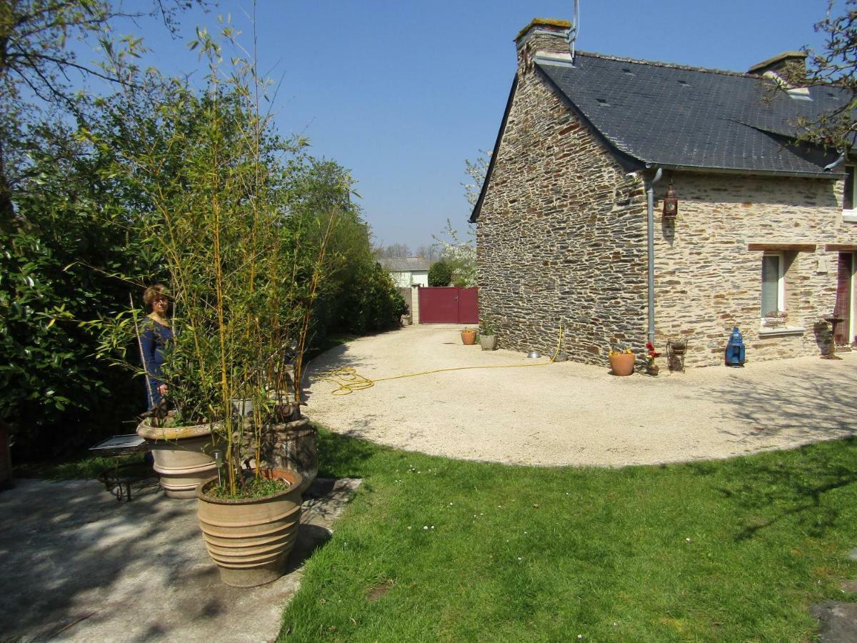 Les Camelias Country house Sainte-Anne-sur-Vilaine